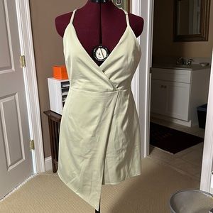 Lulus Women’s asymmetrical dress sage green medium